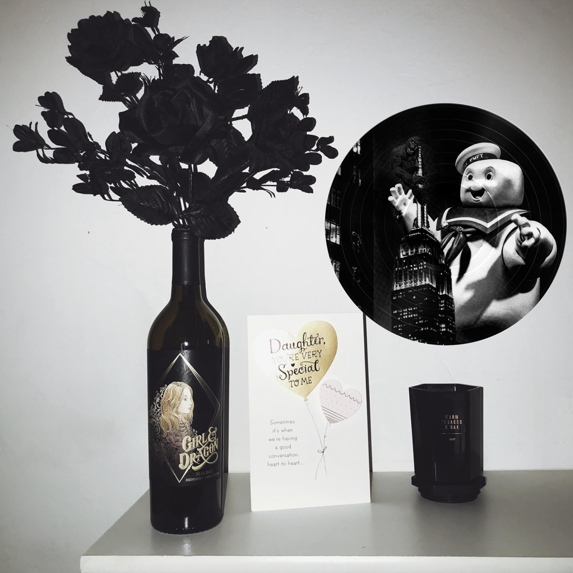 King Kong vs Stay Puft vinyl record wall art, a fun movie-inspired gift featuring New York’s Empire State Building at night.